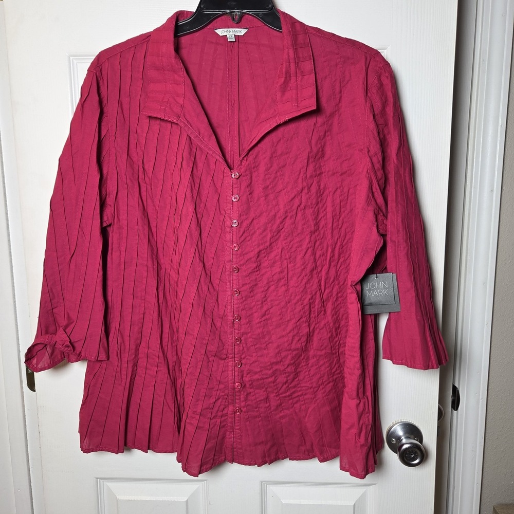John Mark sz 2X magenta pintuck pleated button top NWT 100% cotton casual career